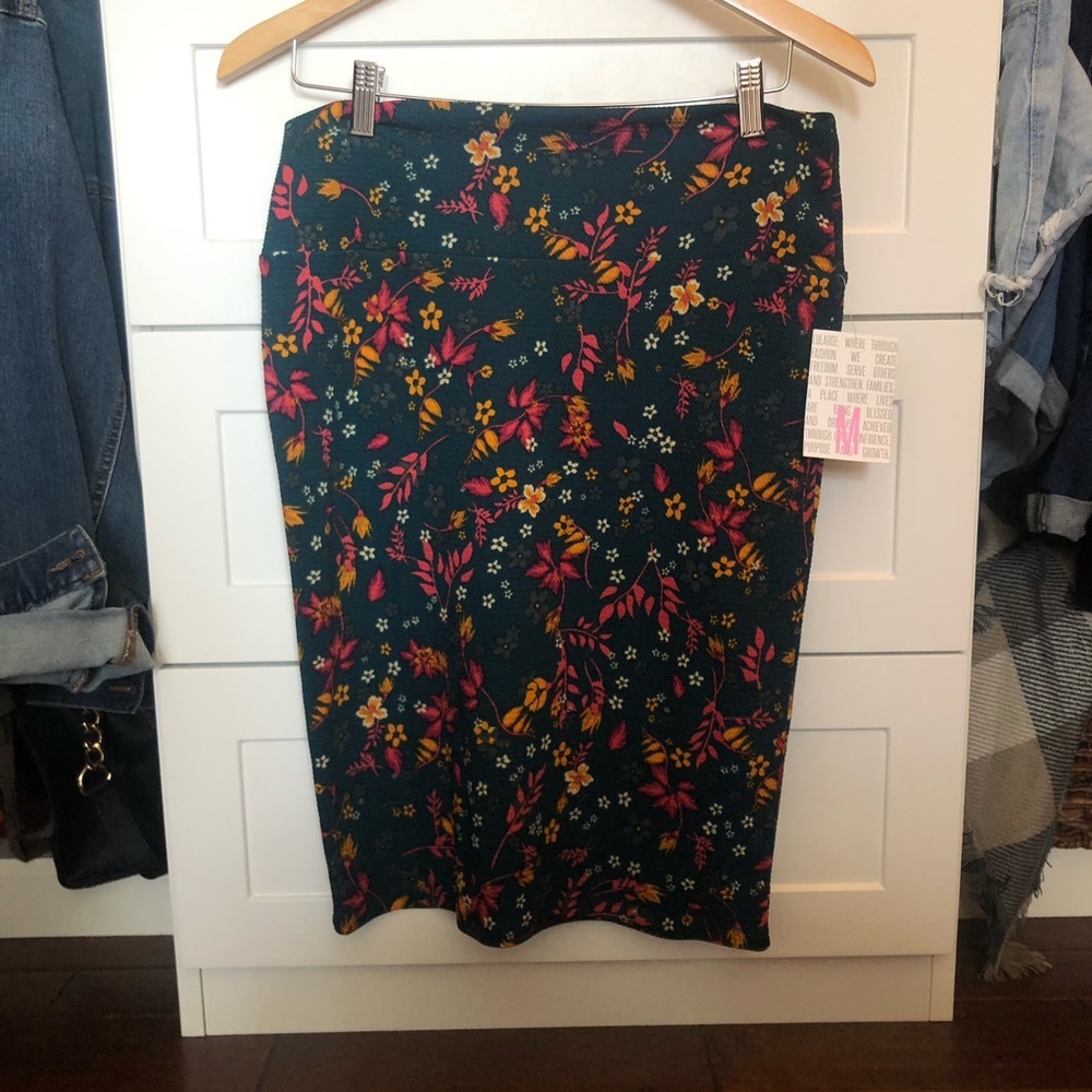 NWT Lularoe Pencil Skirt